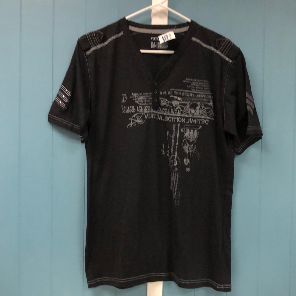 Vertical Sport Boys Black Henley T-Shirt Size: XL‎ with zippers & studs
